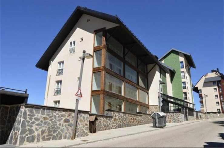 Holidays, Edificio Serraneu, Sierra Nevada 4 Personas Y Parking Exterior photo