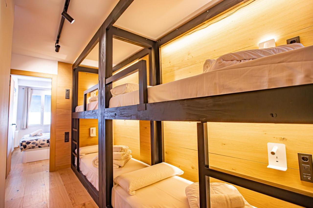 Holidays, Edificio Serraneu, Sierra Nevada 4 Personas Y Parking Exterior photo